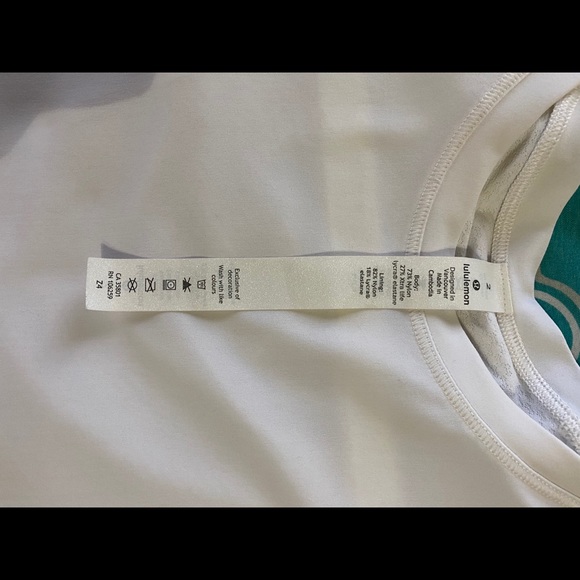 Lululemon Short sleeve top - Picture 5 of 6